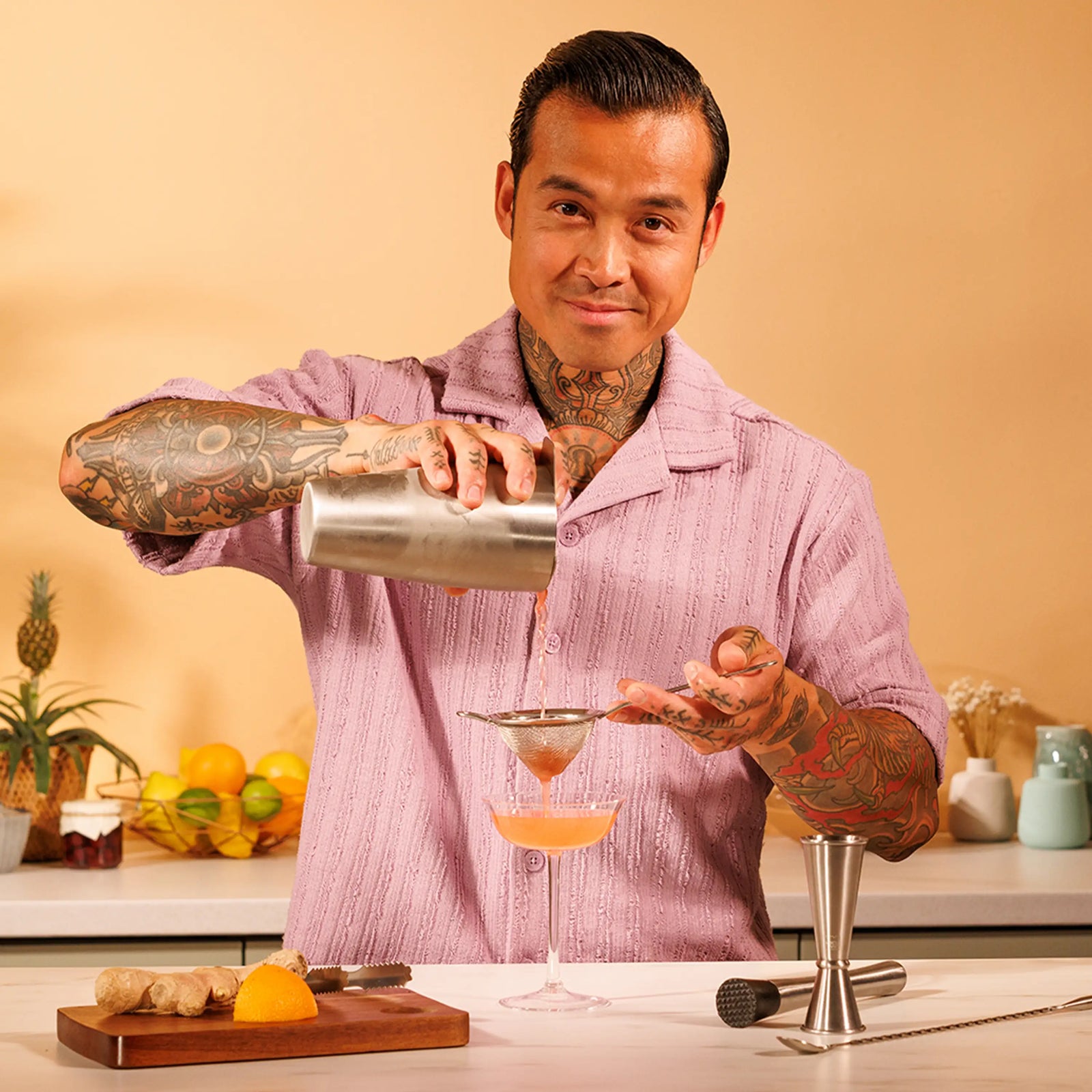 Bartender Chi-Ho making a cocktail