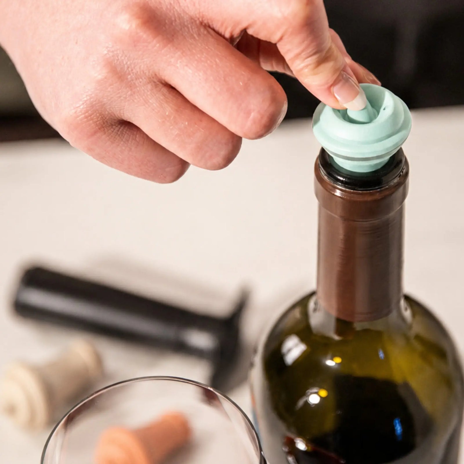 Loop Wine Saver Sand Set