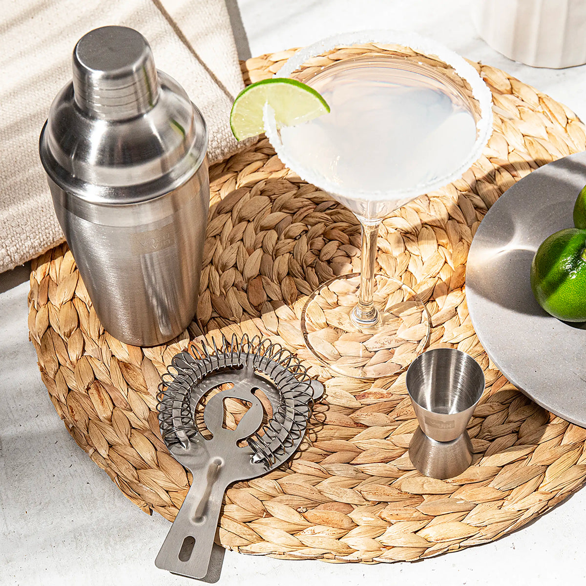 Coffret à cocktail 7 pièces en Inox - La chaise longue Coffret à cocktail 7 pièces en Inox - La chaise longue