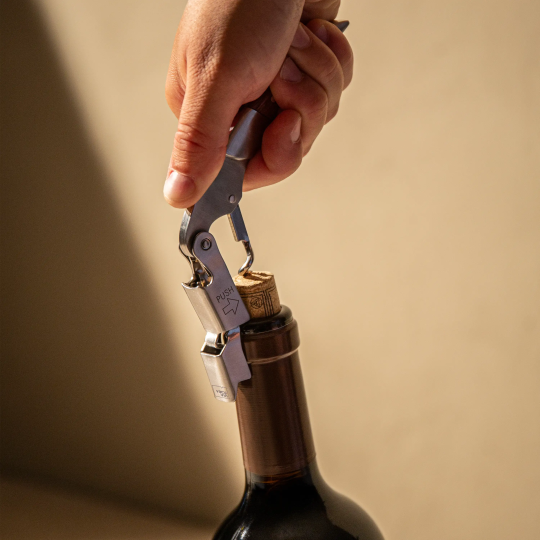 Vacu Vin waiter's corkscrew push wood