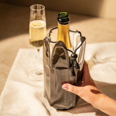 Vacu Vin Champagne cooler Sleeve Black